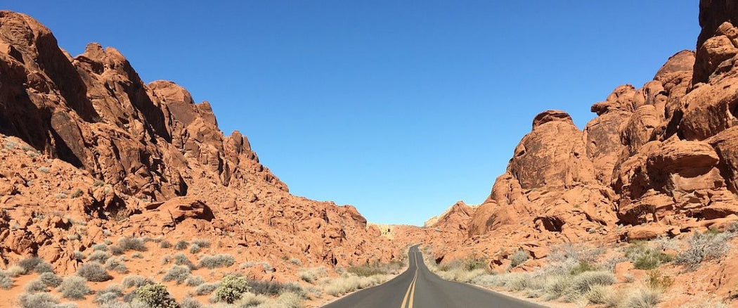 Qu'est-ce qu'un Road Trip ? Concept et Conseils